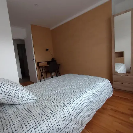 De 99m2 Proche De La Renove, 3 *
